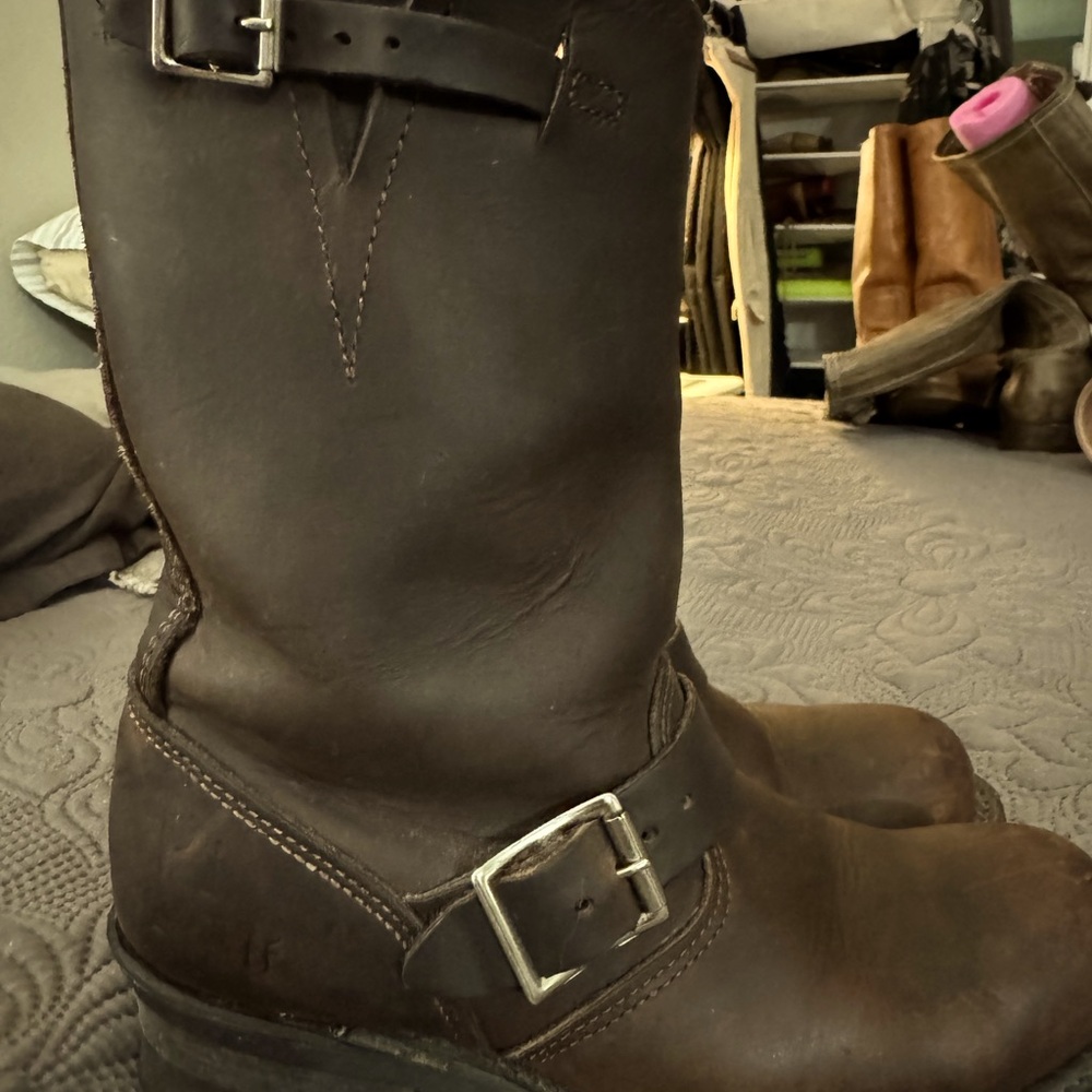 Frye Veronica 8R dark chocolate women’s 6.5